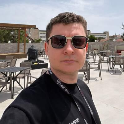 Slava Sarzhan